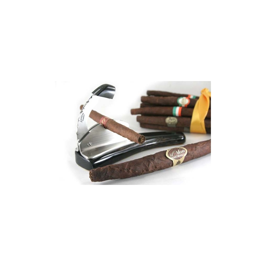 Table cigar cutter with ox horn base
